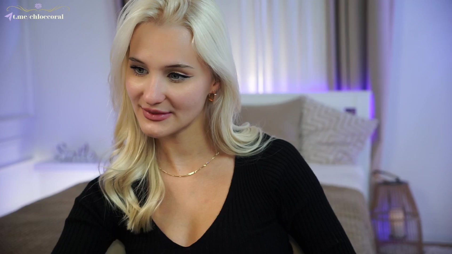 Gallery image thumbnail from ChloeCoral's myfreecams stream on, 10/05/2024, 21:55 image 14 of 20