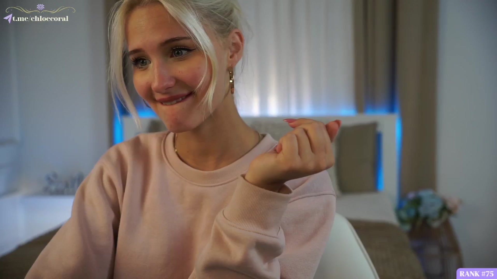 Gallery image thumbnail from ChloeCoral's myfreecams stream on, 10/13/2024, 24:32 image 15 of 20