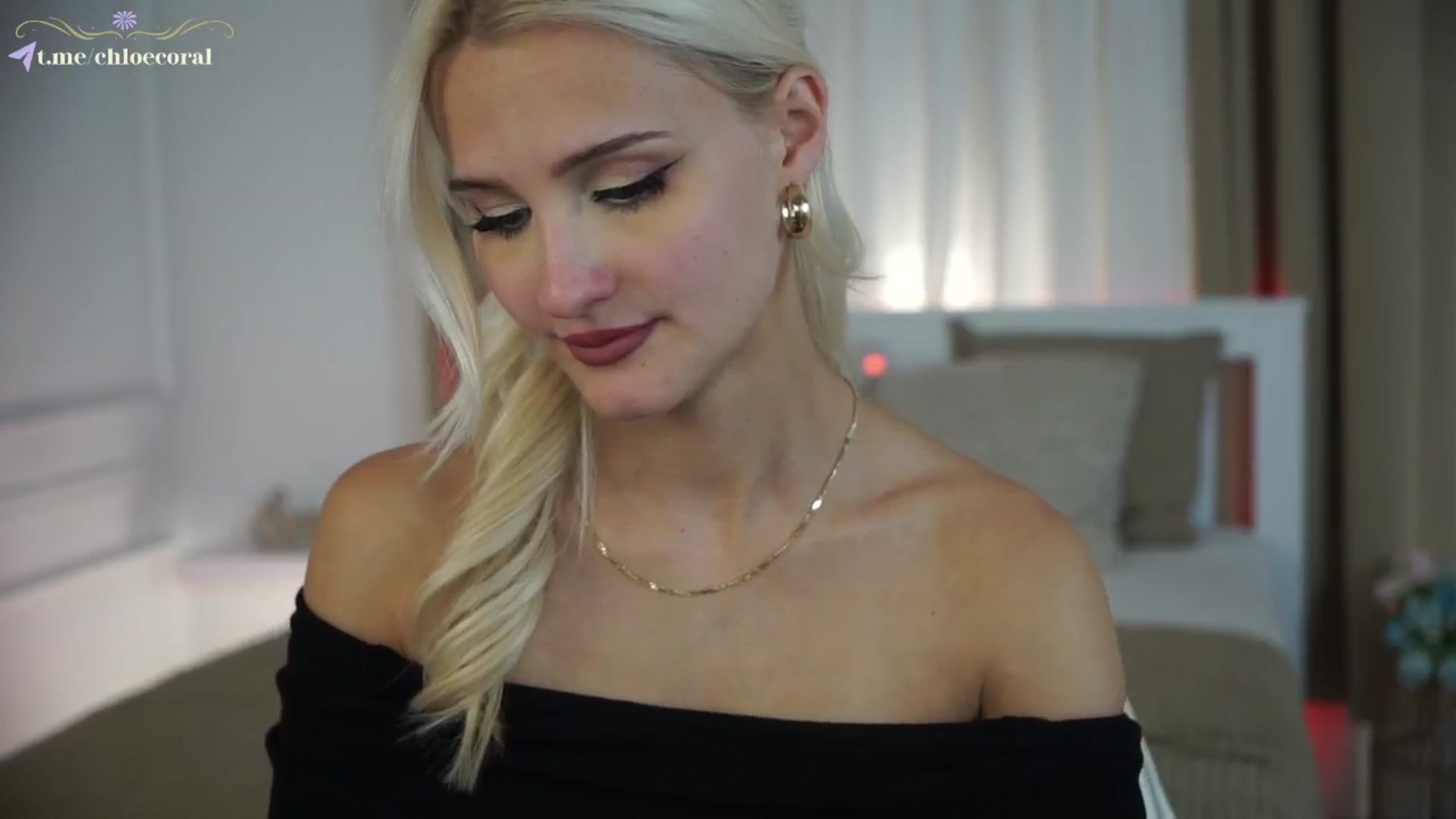 Gallery image thumbnail from ChloeCoral's myfreecams stream on, 10/24/2024, 22:01 image 18 of 20