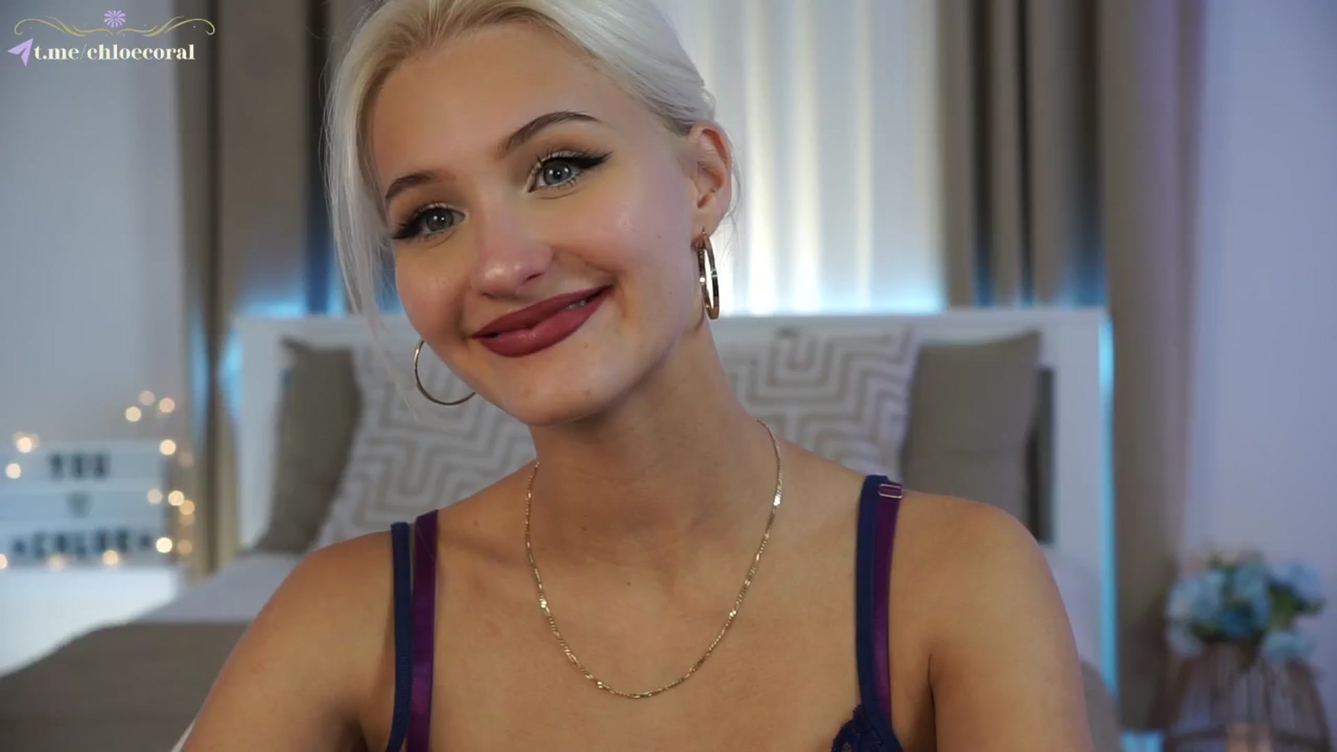 Gallery image thumbnail from ChloeCoral's myfreecams stream on, 11/01/2024, 20:11 image 1 of 20