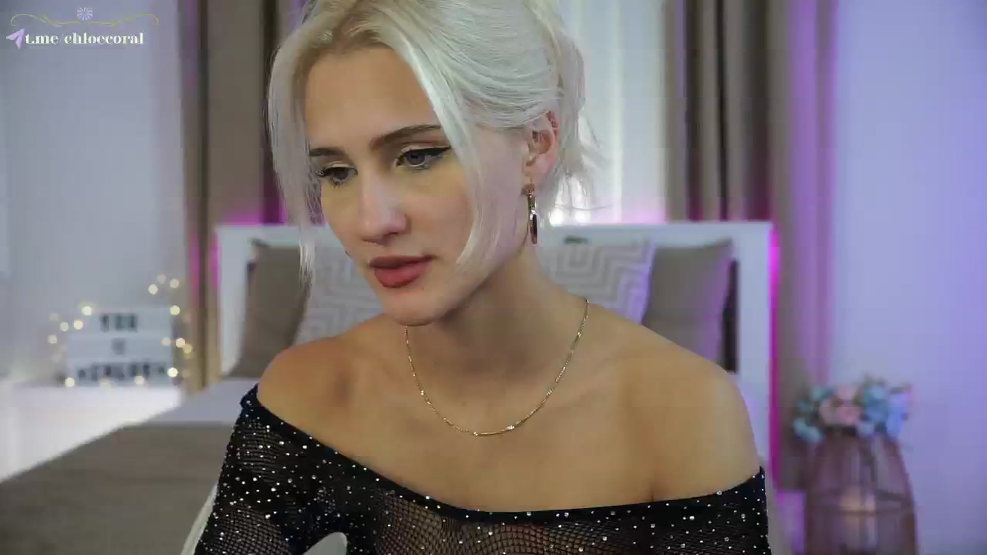 Gallery image thumbnail from ChloeCoral's myfreecams stream on, 11/02/2024, 17:01 image 15 of 20