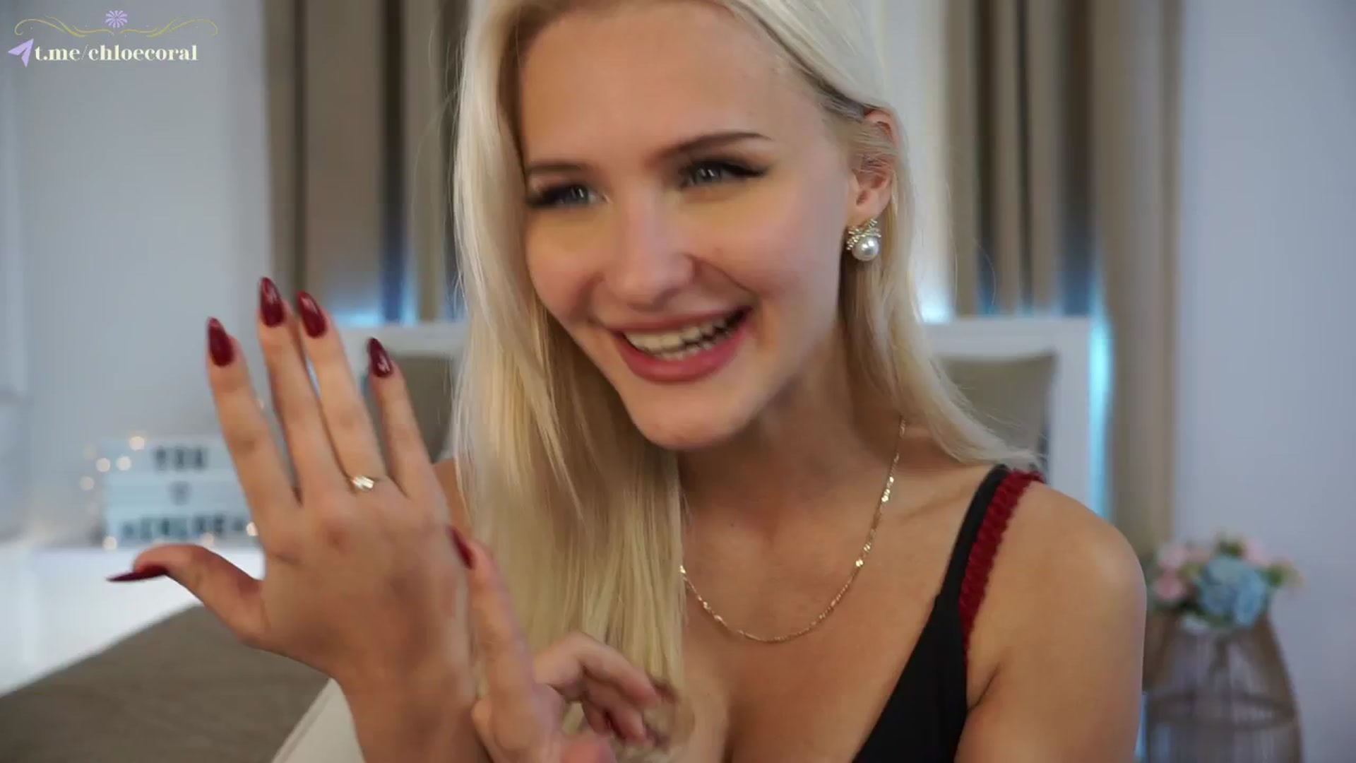 Gallery image thumbnail from ChloeCoral's myfreecams stream on, 11/05/2024, 23:51 image 1 of 20