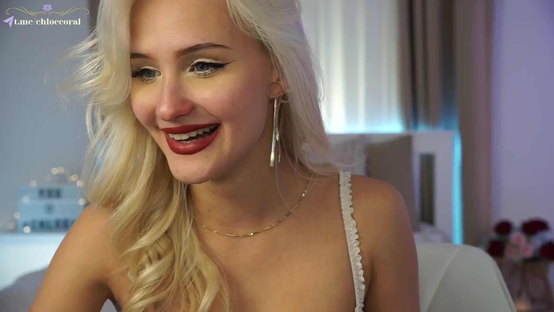 Gallery image thumbnail from ChloeCoral's myfreecams stream on, 11/09/2024, 23:55 image 14 of 20