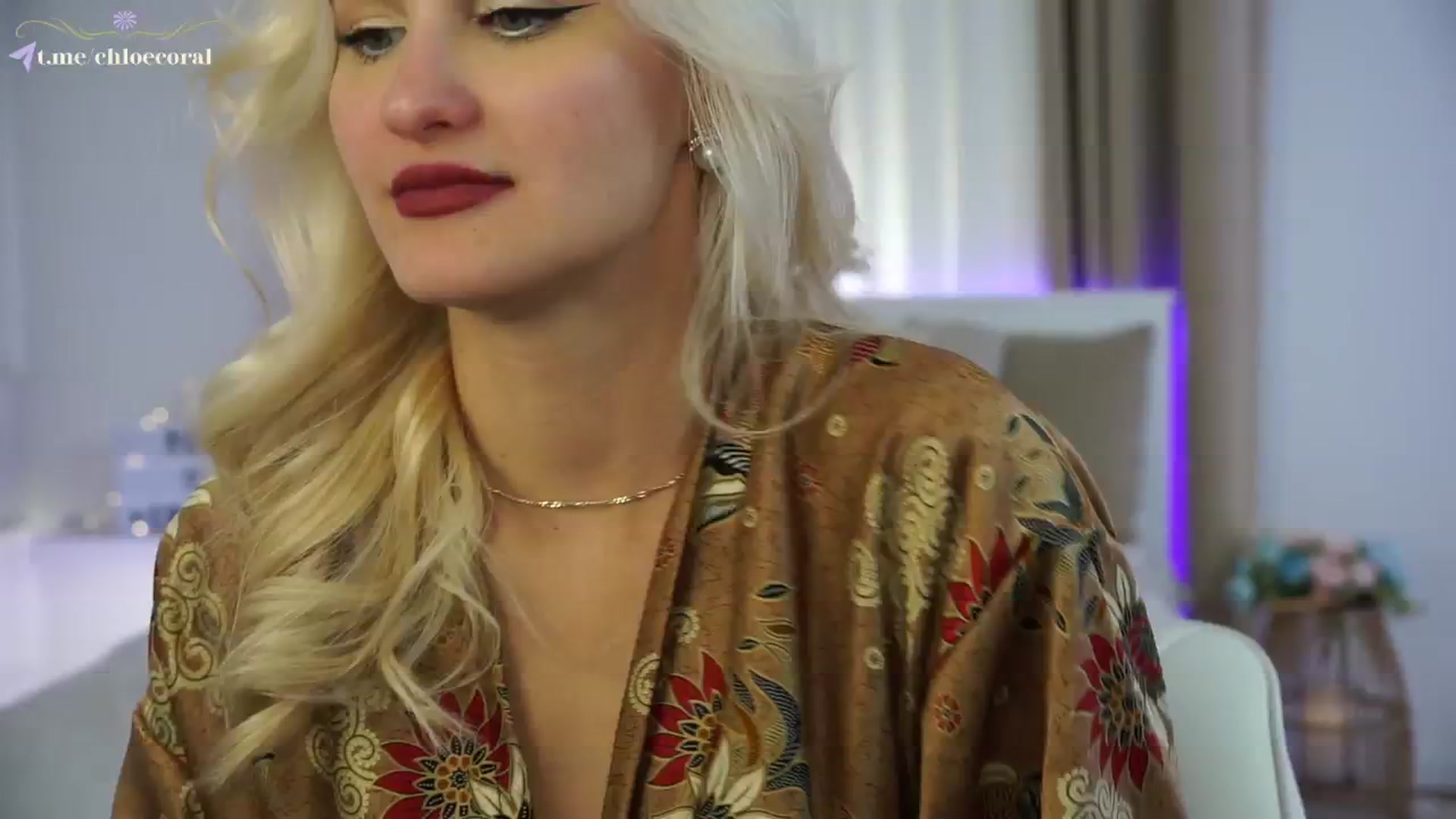 Gallery image thumbnail from ChloeCoral's myfreecams stream on, 11/11/2024, 21:46 image 12 of 20