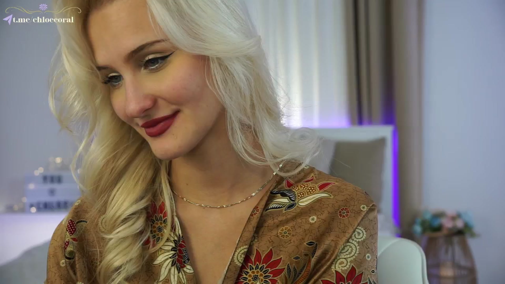 Gallery image thumbnail from ChloeCoral's myfreecams stream on, 11/11/2024, 21:46 image 10 of 20