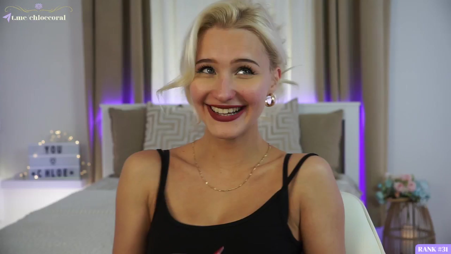 Gallery image thumbnail from ChloeCoral's myfreecams stream on, 11/12/2024, 23:55 image 11 of 20