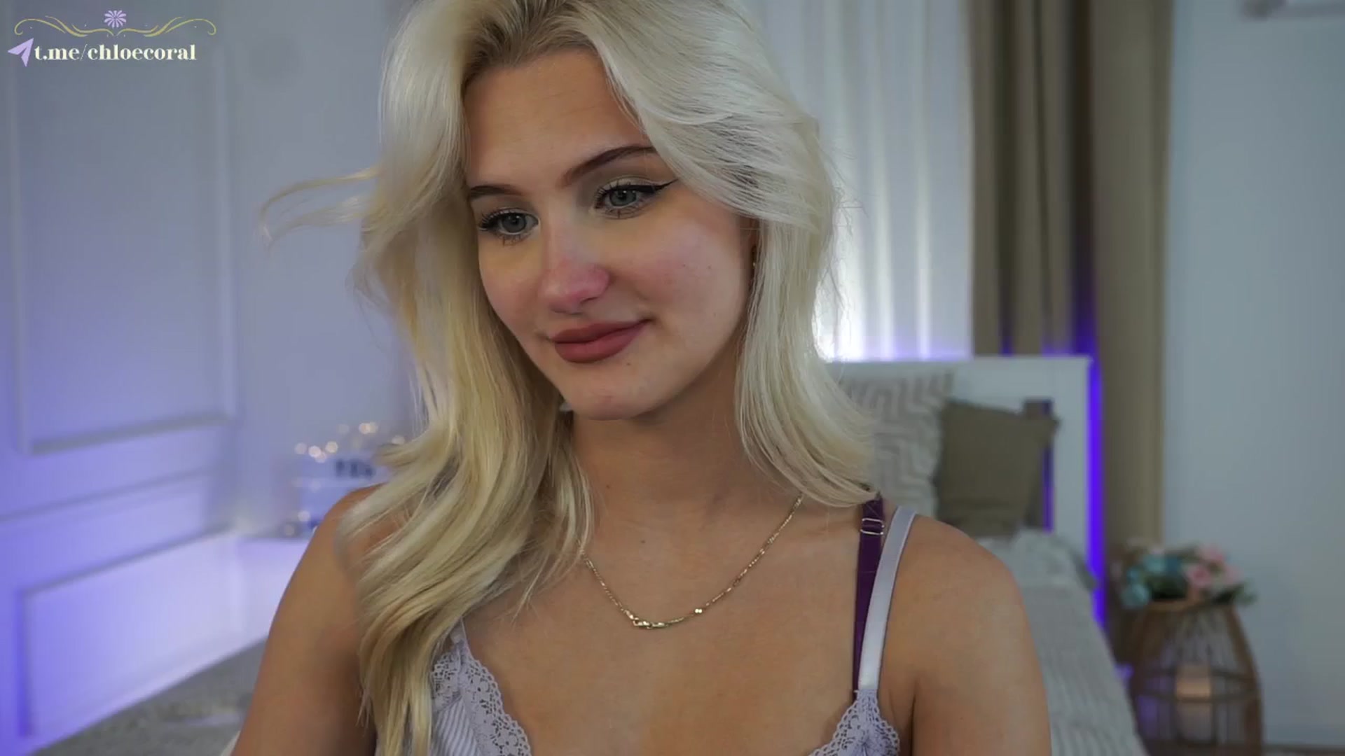 Gallery image thumbnail from ChloeCoral's myfreecams stream on, 11/16/2024, 16:01 image 7 of 20