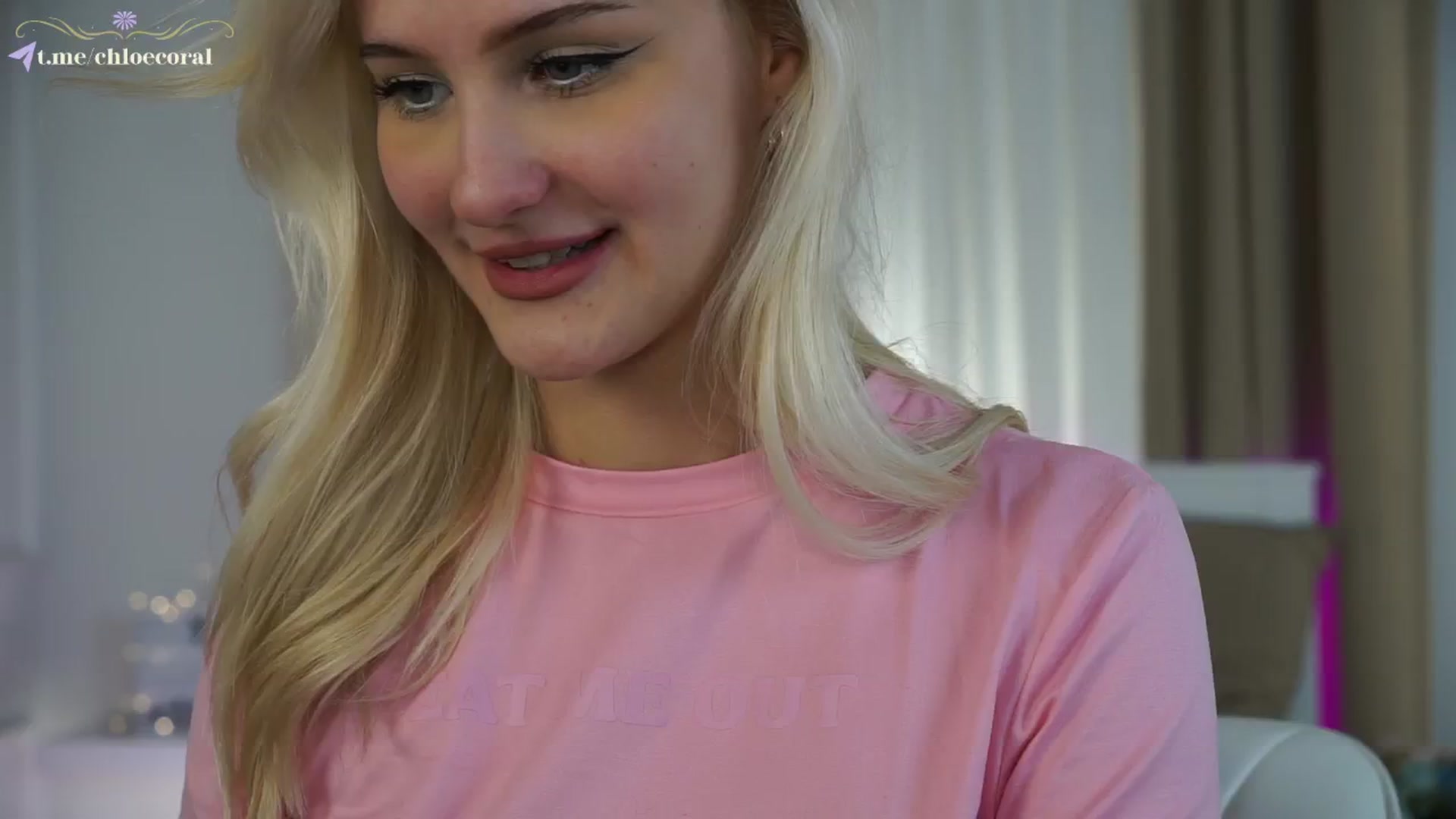 Gallery image thumbnail from ChloeCoral's myfreecams stream on, 11/17/2024, 14:36 image 16 of 20