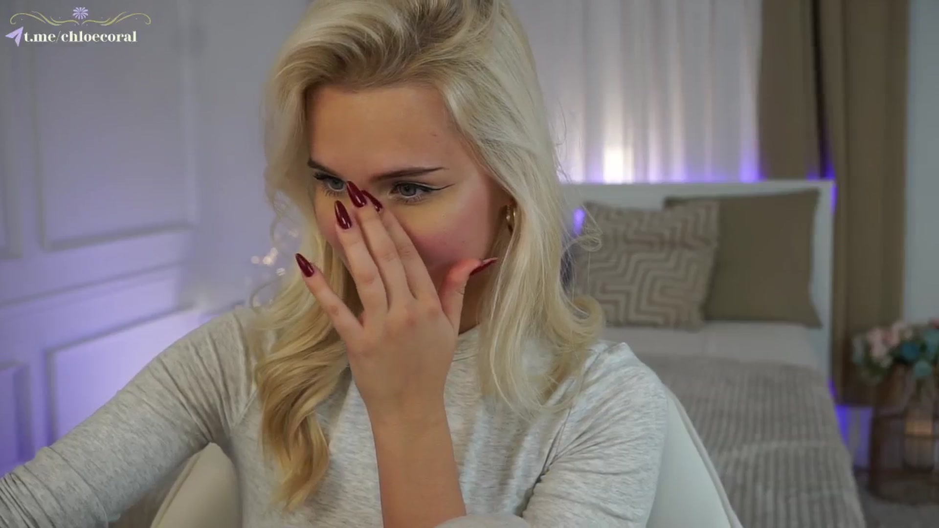 Gallery image thumbnail from ChloeCoral's myfreecams stream on, 11/19/2024, 21:42 image 14 of 20