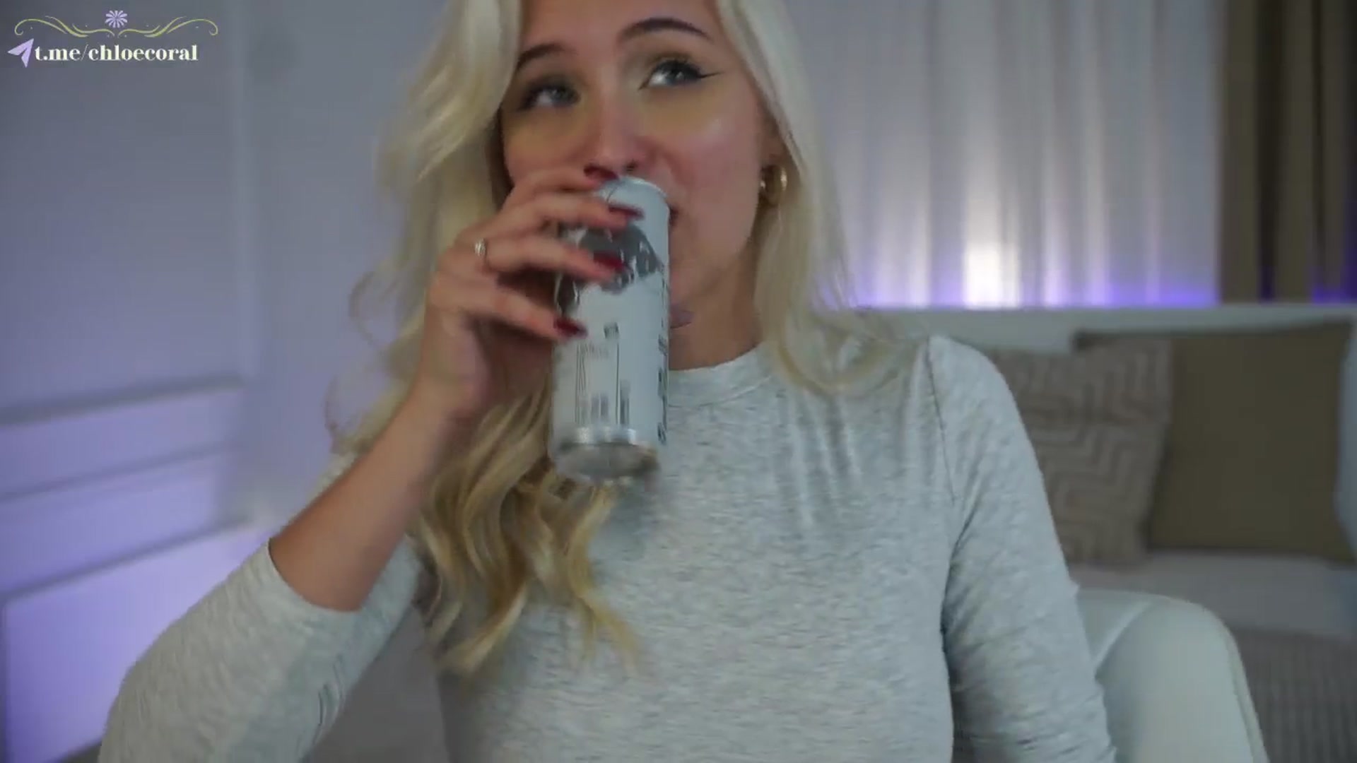 Gallery image thumbnail from ChloeCoral's myfreecams stream on, 11/19/2024, 21:42 image 2 of 20