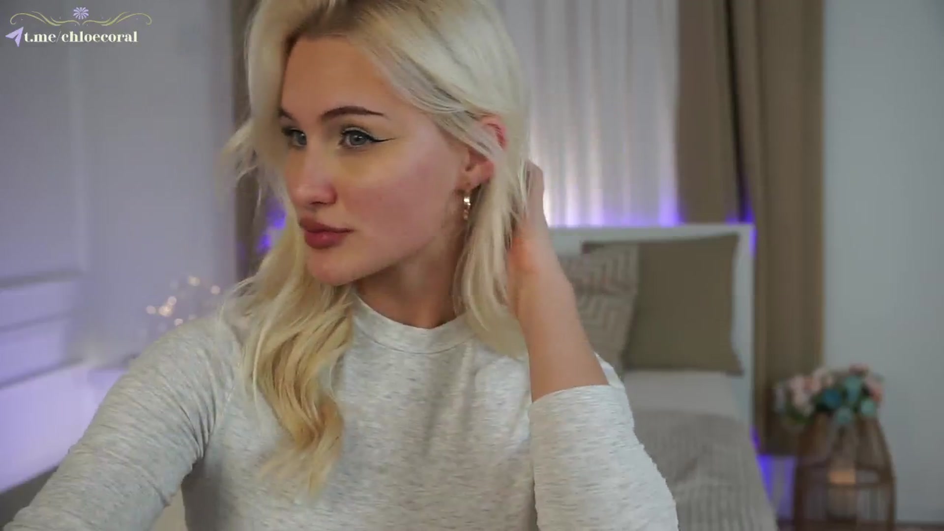 Gallery image thumbnail from ChloeCoral's myfreecams stream on, 11/19/2024, 21:42 image 8 of 20