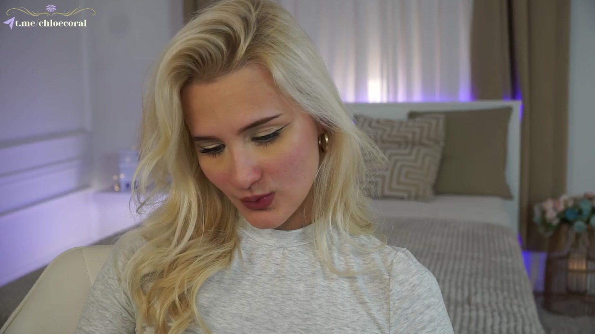 Gallery image thumbnail from ChloeCoral's myfreecams stream on, 11/19/2024, 22:12 image 10 of 20