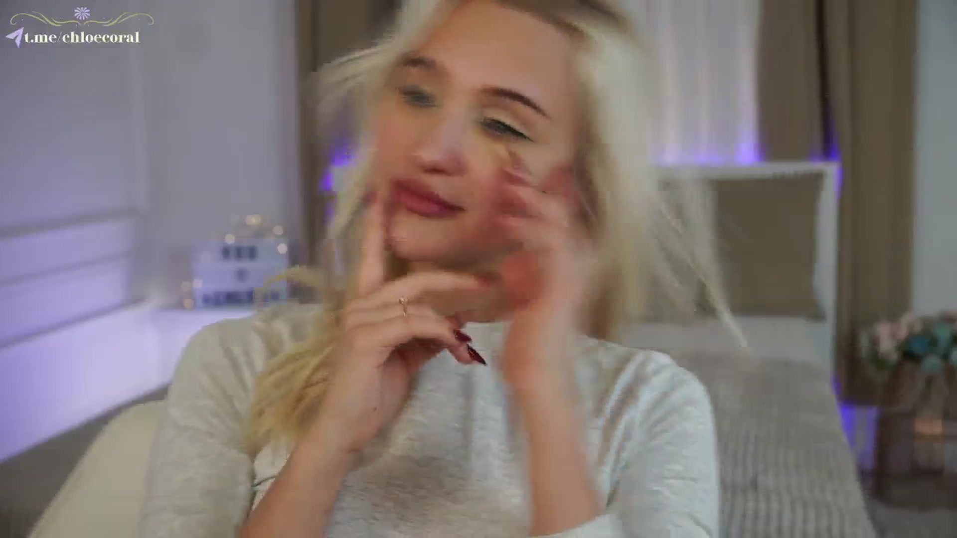 Gallery image thumbnail from ChloeCoral's myfreecams stream on, 11/19/2024, 22:12 image 6 of 20