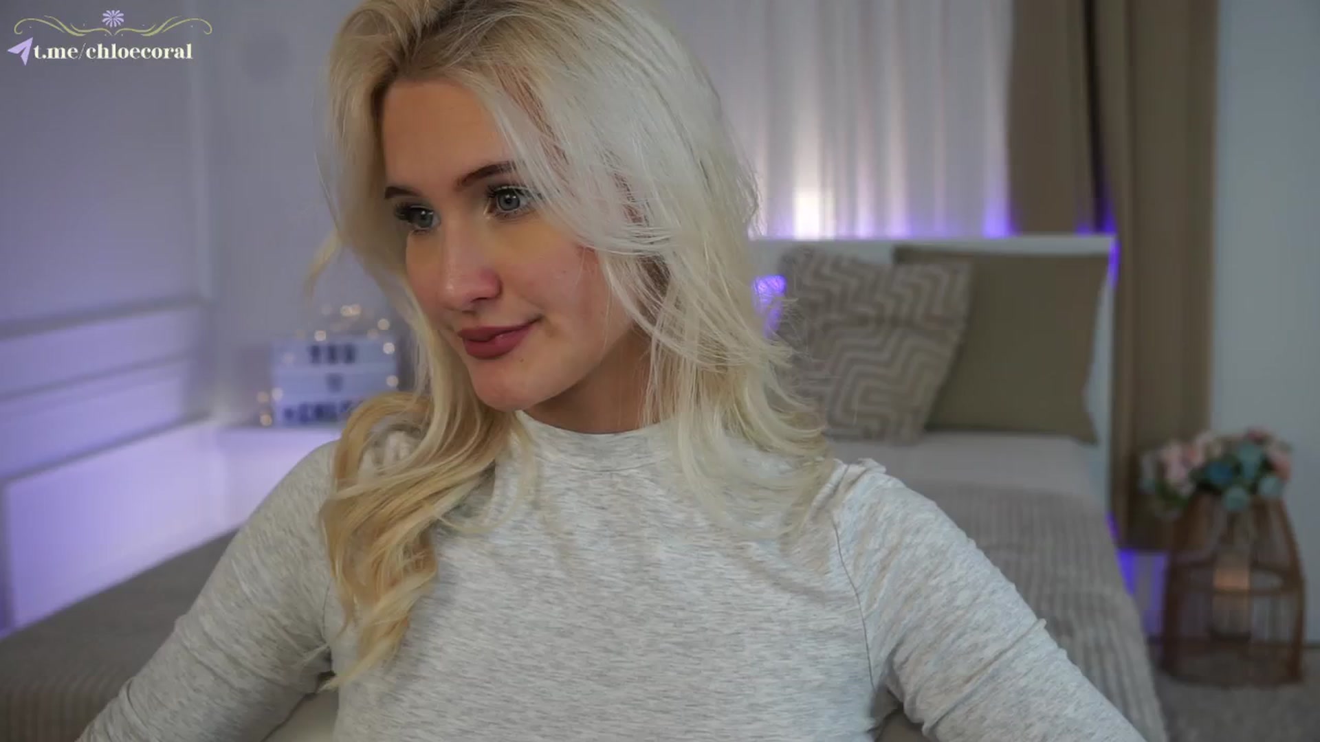Gallery image thumbnail from ChloeCoral's myfreecams stream on, 11/20/2024, 24:02 image 11 of 20