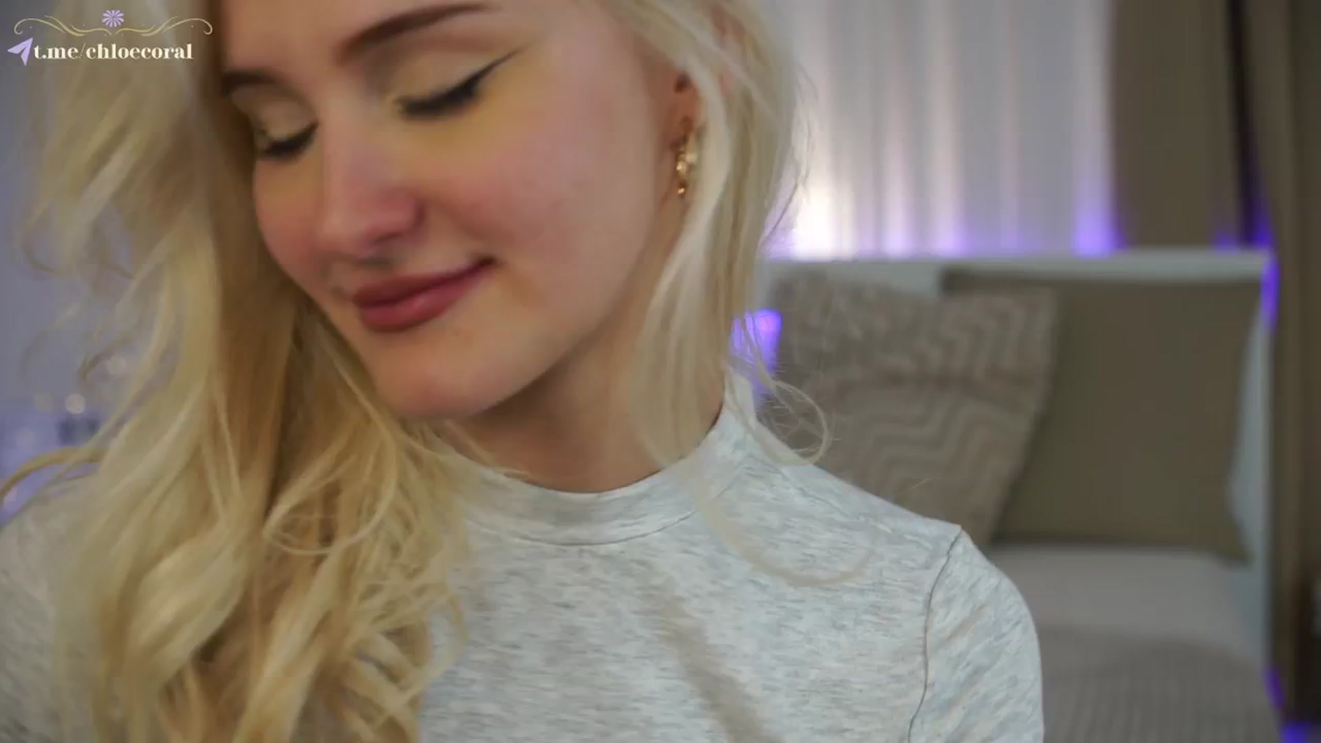 Gallery image thumbnail from ChloeCoral's myfreecams stream on, 11/20/2024, 24:02 image 3 of 20