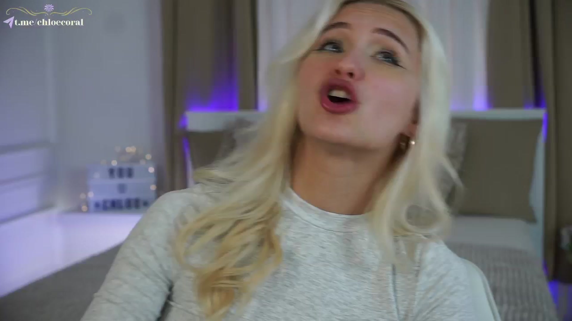 Gallery image thumbnail from ChloeCoral's myfreecams stream on, 11/20/2024, 24:38 image 16 of 20