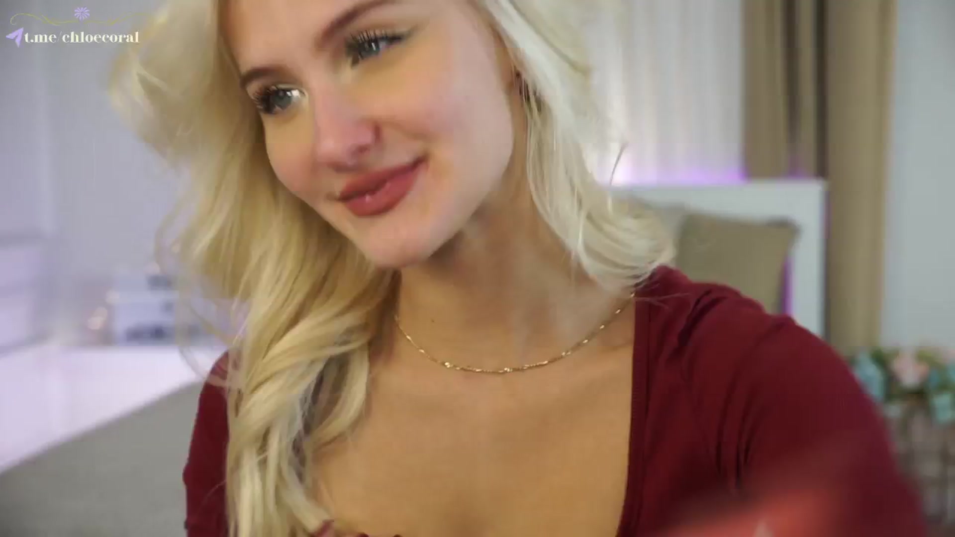 Gallery image thumbnail from ChloeCoral's myfreecams stream on, 11/22/2024, 20:38 image 4 of 20