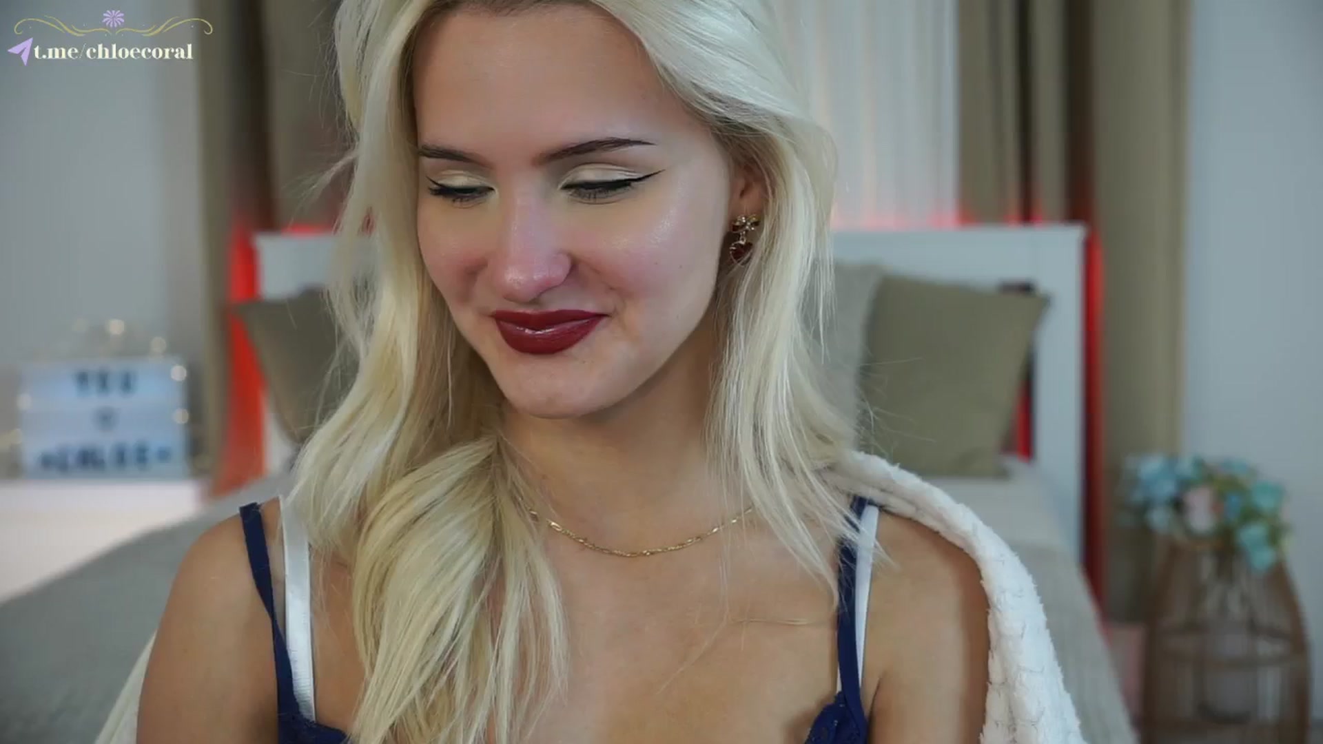 Gallery image thumbnail from ChloeCoral's myfreecams stream on, 11/24/2024, 11:02 image 6 of 20