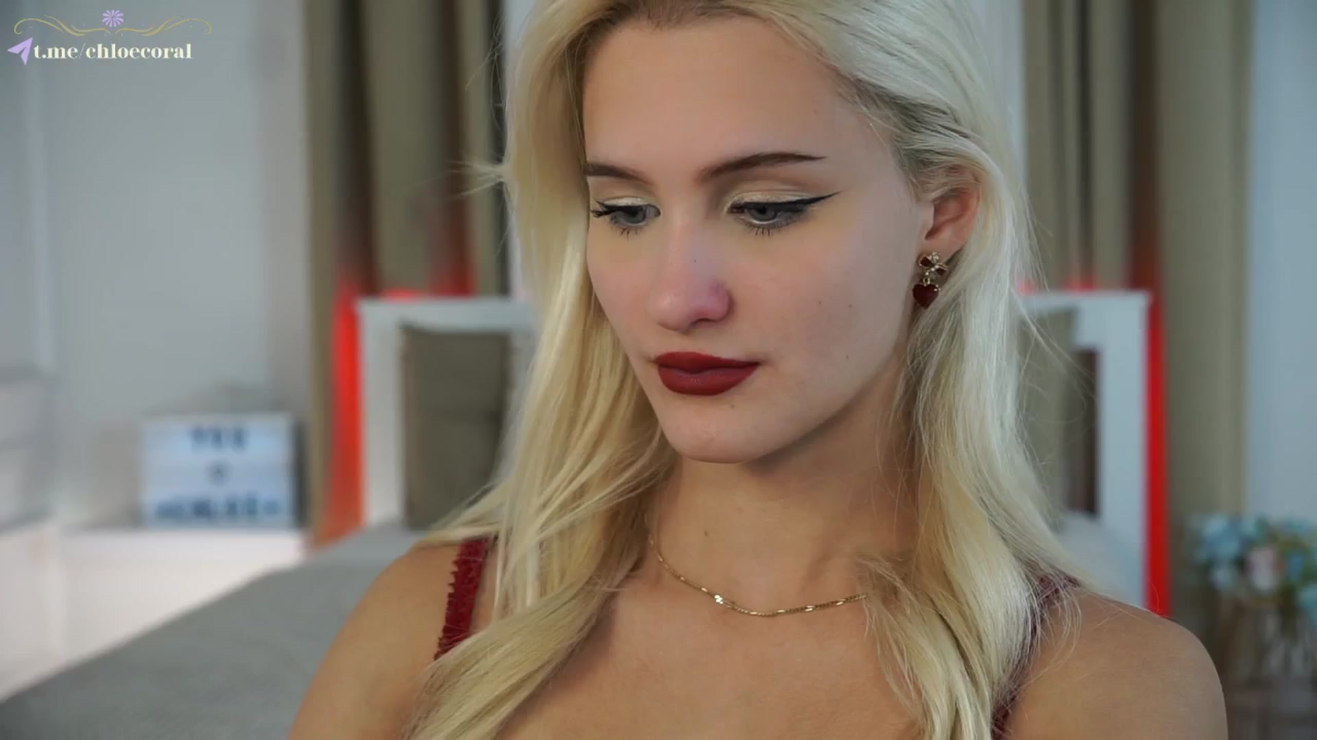 Gallery image thumbnail from ChloeCoral's myfreecams stream on, 11/24/2024, 20:40 image 6 of 20