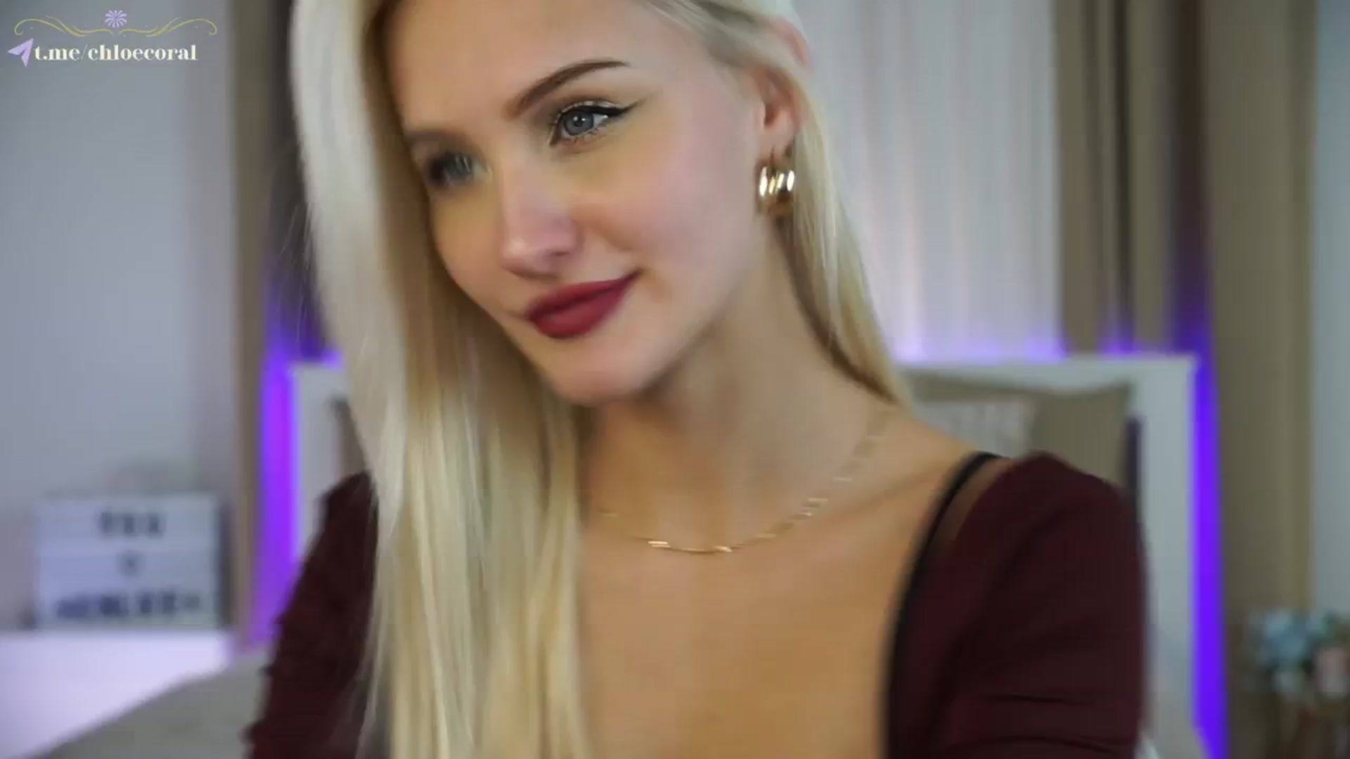 Gallery image thumbnail from ChloeCoral's myfreecams stream on, 11/25/2024, 21:14 image 5 of 20