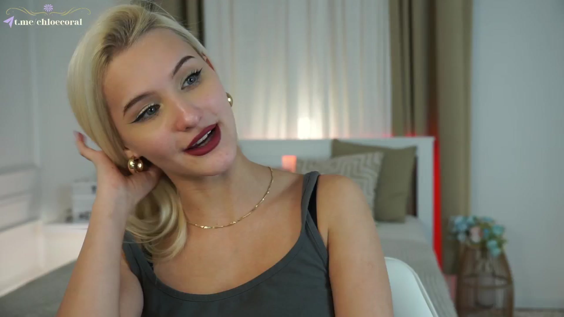 Gallery image thumbnail from ChloeCoral's myfreecams stream on, 11/25/2024, 22:51 image 6 of 20