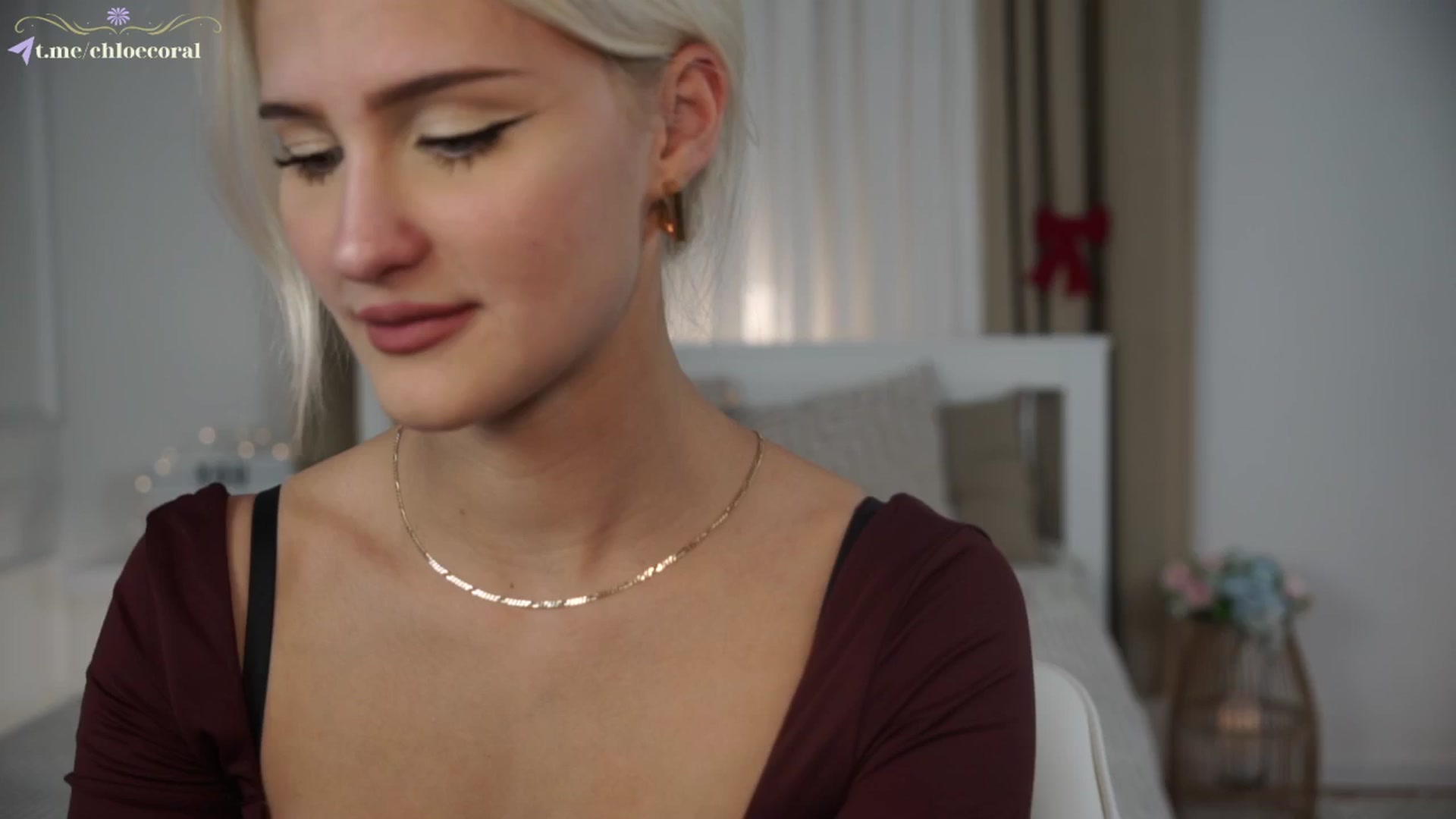 Gallery image thumbnail from ChloeCoral's myfreecams stream on, 12/05/2024, 20:17 image 9 of 20