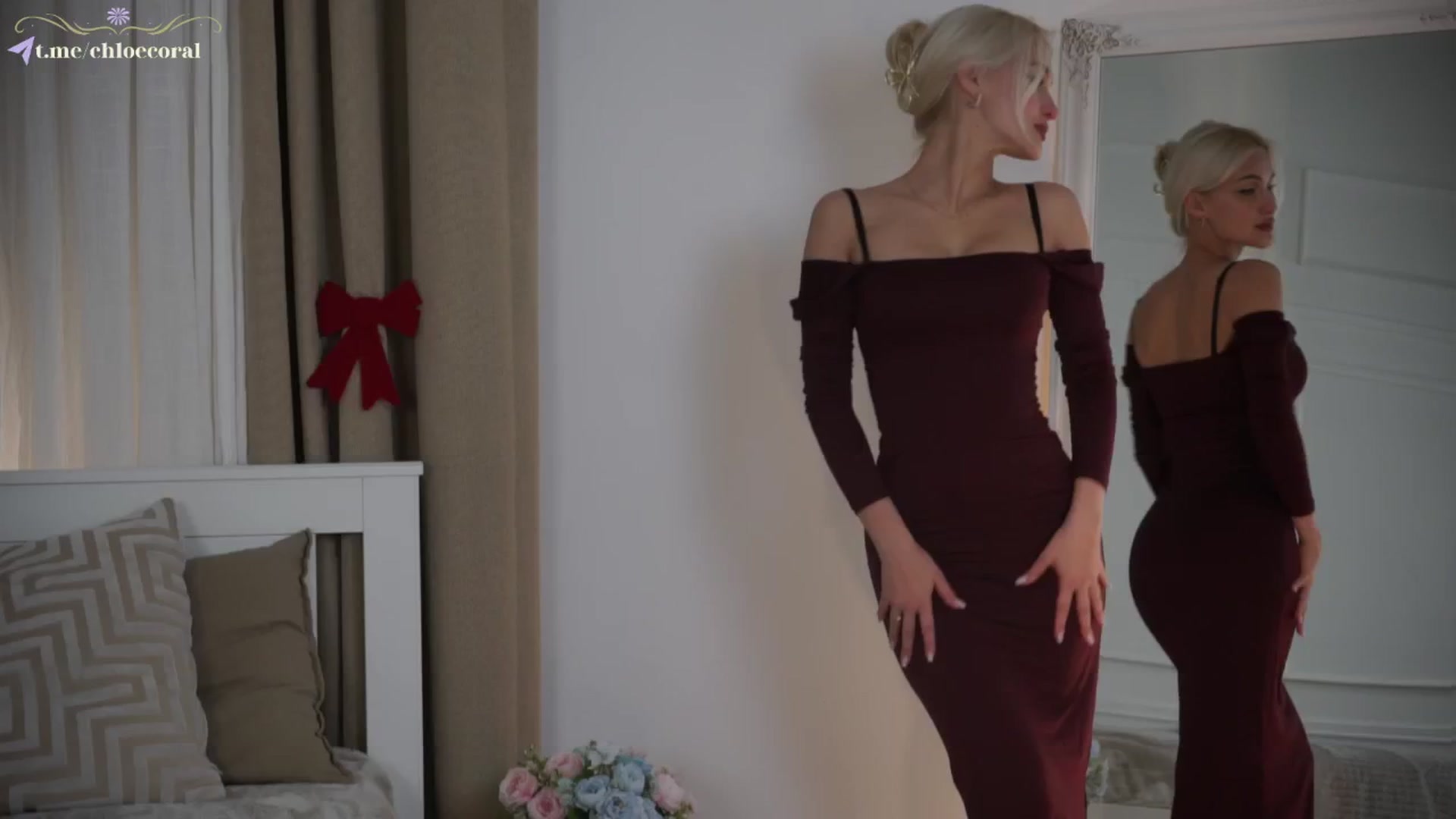 Gallery image thumbnail from ChloeCoral's myfreecams stream on, 12/05/2024, 21:32 image 2 of 20
