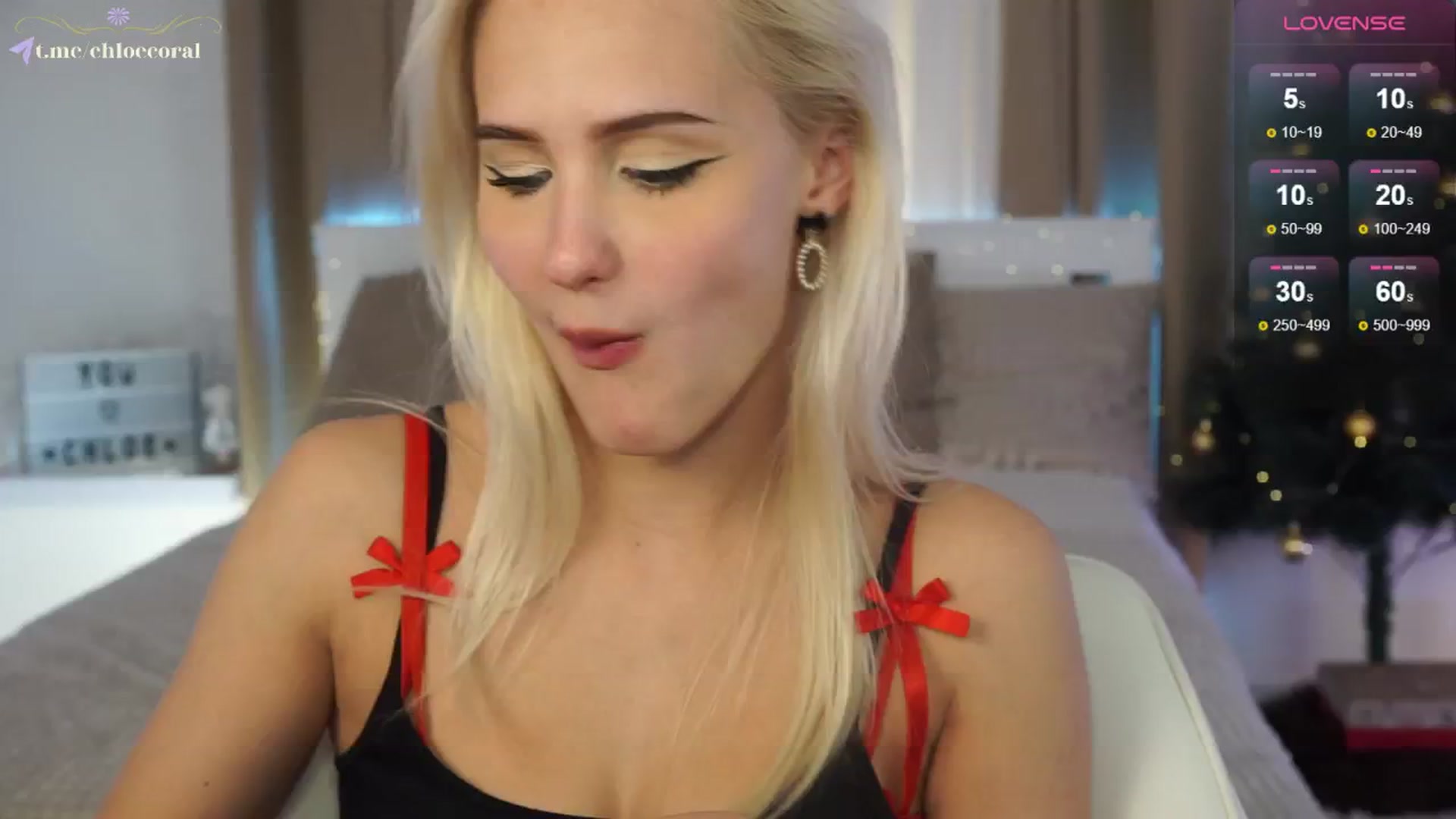Gallery image thumbnail from ChloeCoral's myfreecams stream on, 12/11/2024, 23:26 image 19 of 20
