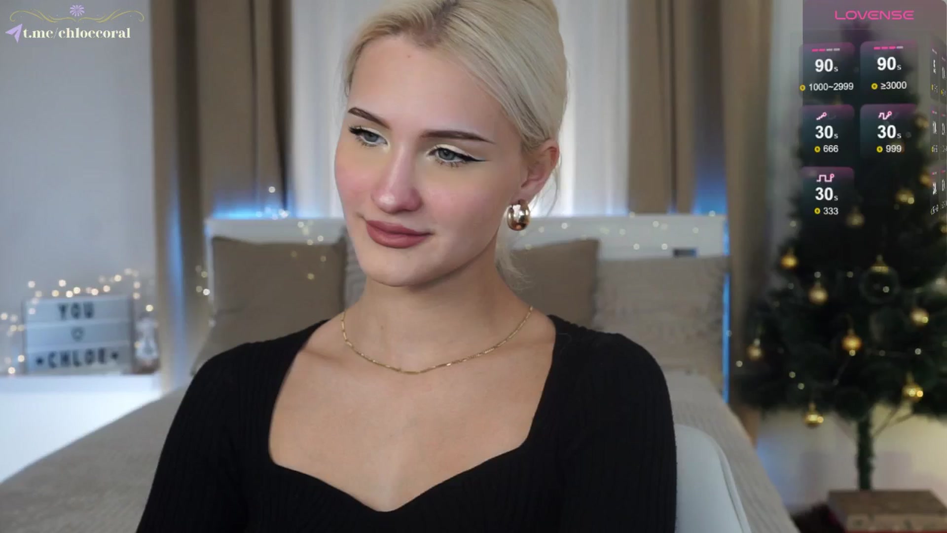 Gallery image thumbnail from ChloeCoral's myfreecams stream on, 12/12/2024, 19:20 image 10 of 20