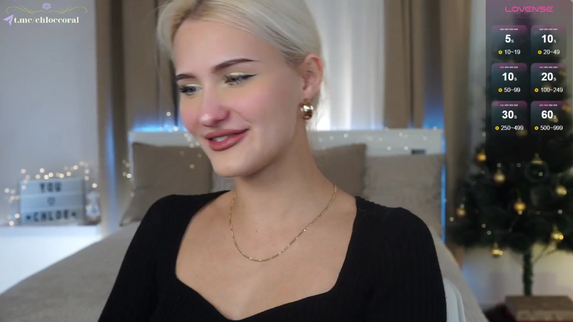 Gallery image thumbnail from ChloeCoral's myfreecams stream on, 12/12/2024, 19:20 image 8 of 20