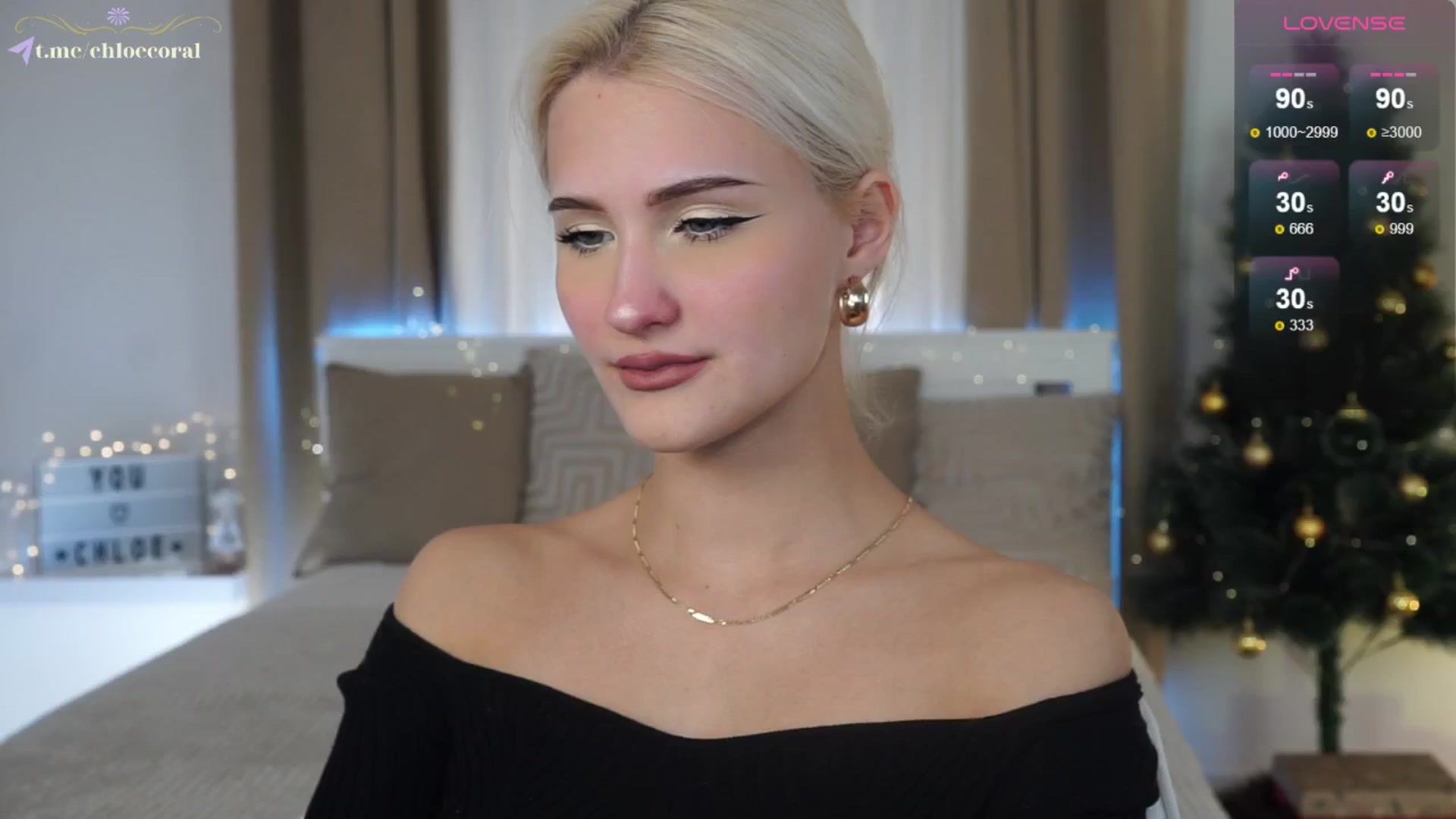Gallery image thumbnail from ChloeCoral's myfreecams stream on, 12/12/2024, 19:20 image 15 of 20