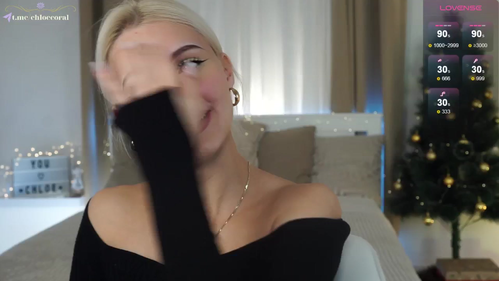 Gallery image thumbnail from ChloeCoral's myfreecams stream on, 12/12/2024, 19:20 image 17 of 20