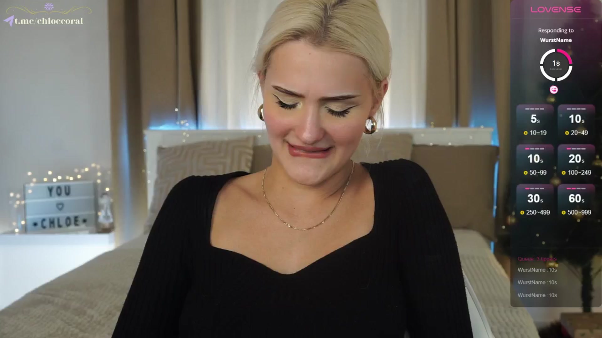 Gallery image thumbnail from ChloeCoral's myfreecams stream on, 12/12/2024, 20:54 image 13 of 20