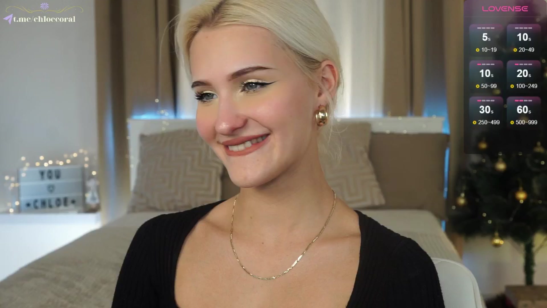 Gallery image thumbnail from ChloeCoral's myfreecams stream on, 12/12/2024, 20:54 image 16 of 20