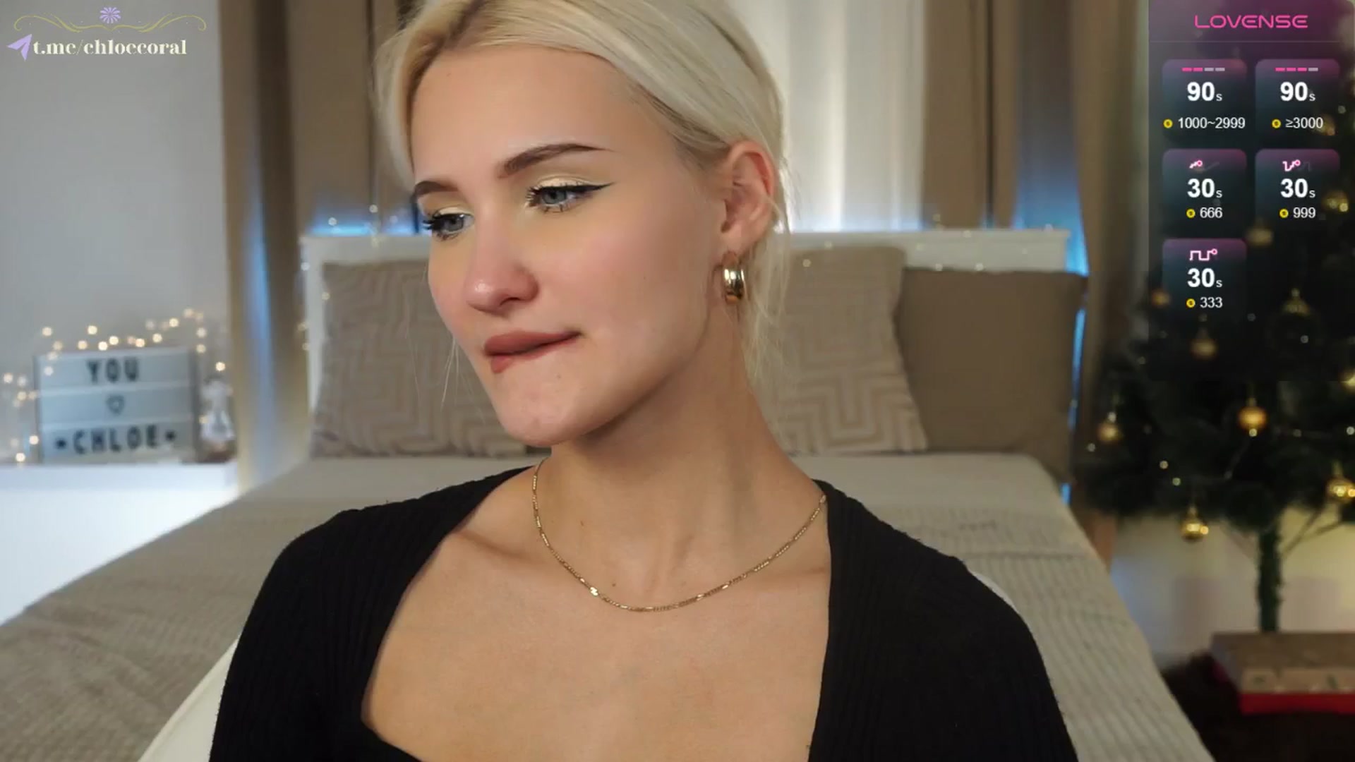 Gallery image thumbnail from ChloeCoral's myfreecams stream on, 12/12/2024, 23:20 image 18 of 20