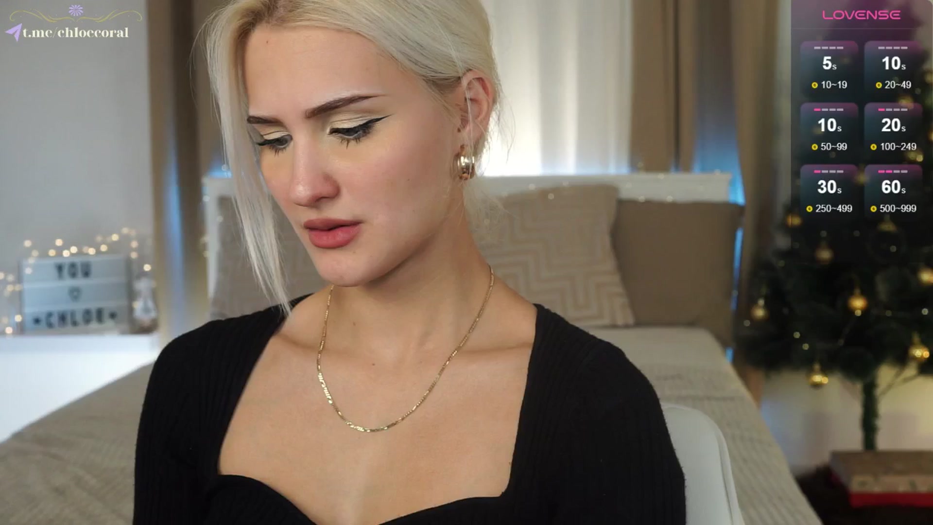 Gallery image thumbnail from ChloeCoral's myfreecams stream on, 12/12/2024, 23:20 image 14 of 20