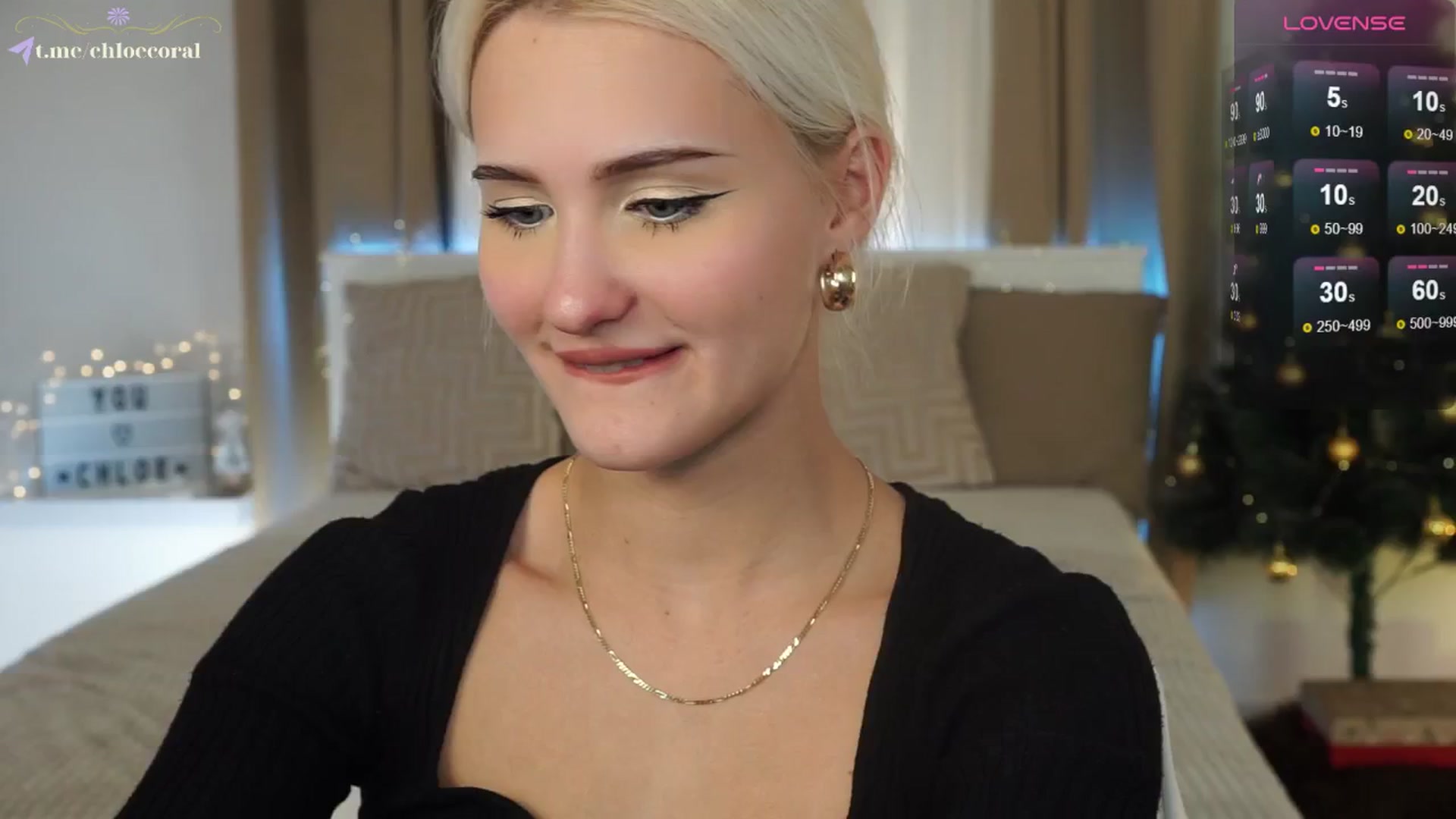 Gallery image thumbnail from ChloeCoral's myfreecams stream on, 12/12/2024, 23:20 image 15 of 20