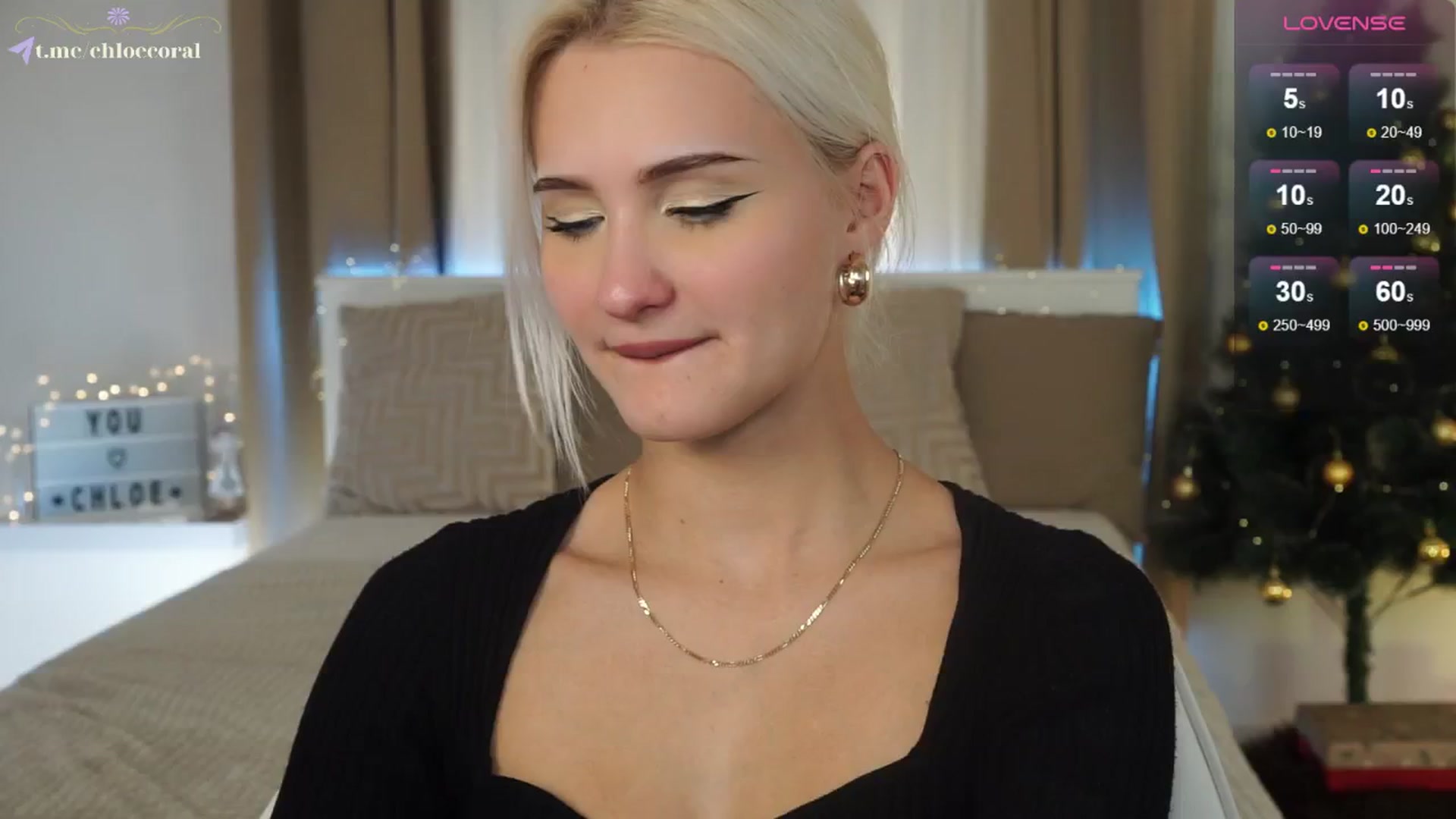 Gallery image thumbnail from ChloeCoral's myfreecams stream on, 12/12/2024, 23:20 image 12 of 20