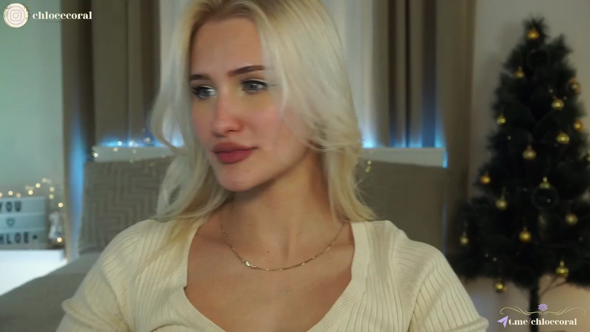 Gallery image thumbnail from ChloeCoral's myfreecams stream on, 12/24/2024, 24:08 image 7 of 20