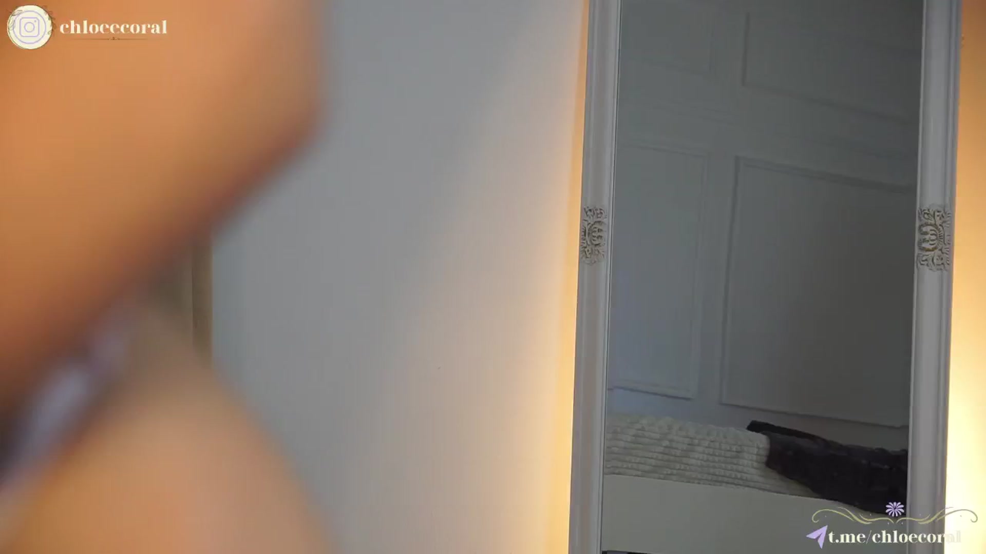 Gallery image thumbnail from ChloeCoral's myfreecams stream on, 12/31/2024, 19:07 image 14 of 20