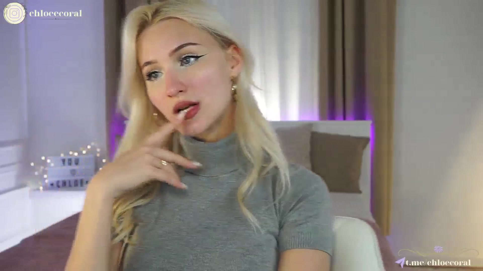 Gallery image thumbnail from ChloeCoral's myfreecams stream on, 01/01/2025, 22:55 image 11 of 20