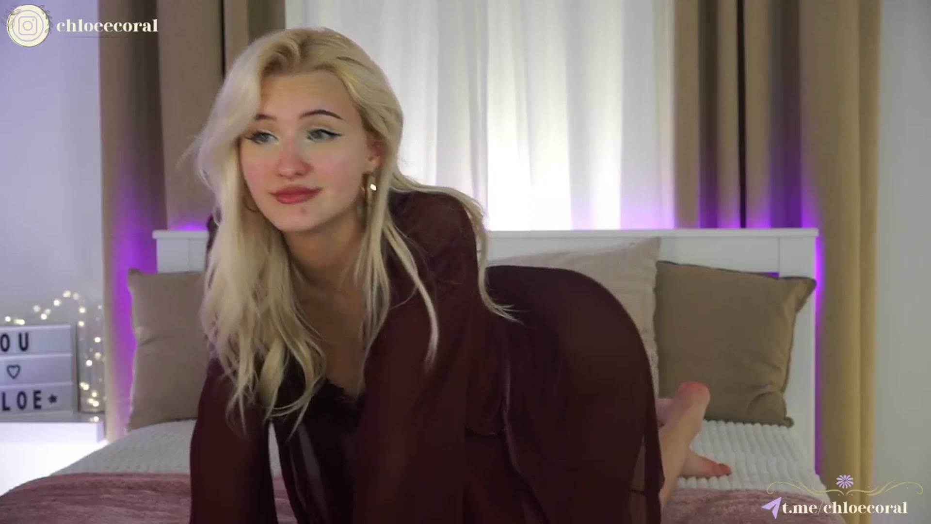 Gallery image thumbnail from ChloeCoral's myfreecams stream on, 01/02/2025, 03:13 image 6 of 20