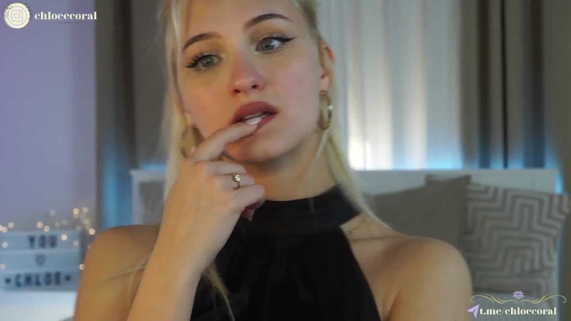 Gallery image thumbnail from ChloeCoral's myfreecams stream on, 01/09/2025, 22:06 image 19 of 20