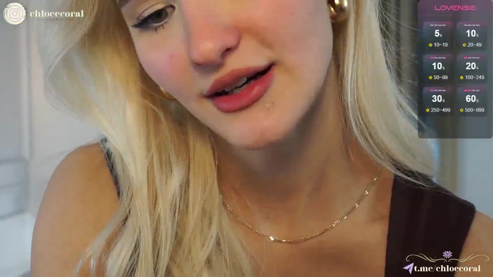 Gallery image thumbnail from ChloeCoral's myfreecams stream on, 01/10/2025, 23:18 image 9 of 20