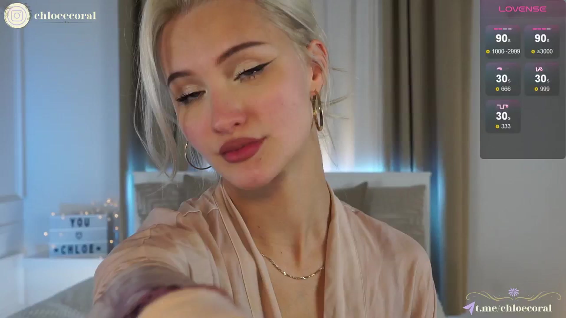 Gallery image thumbnail from ChloeCoral's myfreecams stream on, 01/16/2025, 23:11 image 13 of 20