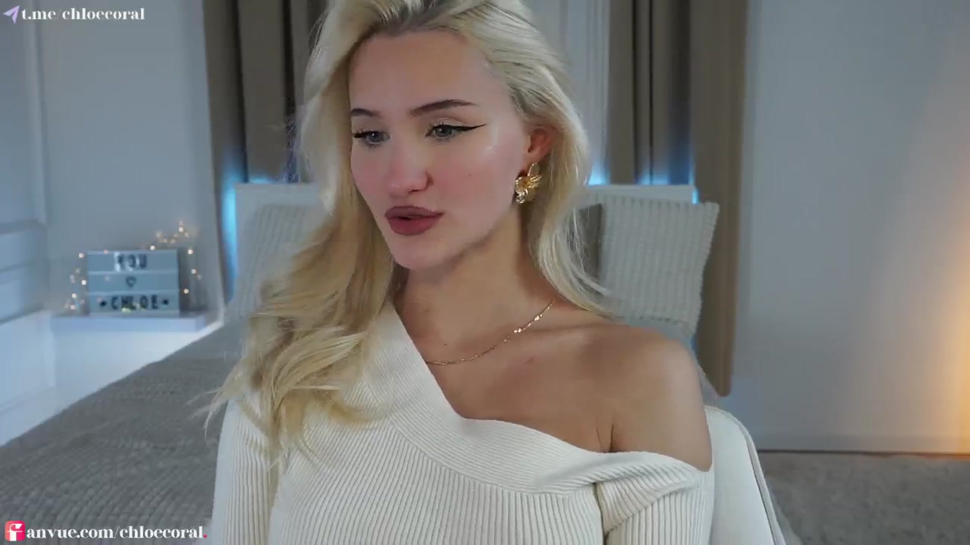 Gallery image thumbnail from ChloeCoral's myfreecams stream on, 02/01/2025, 21:26 image 10 of 20