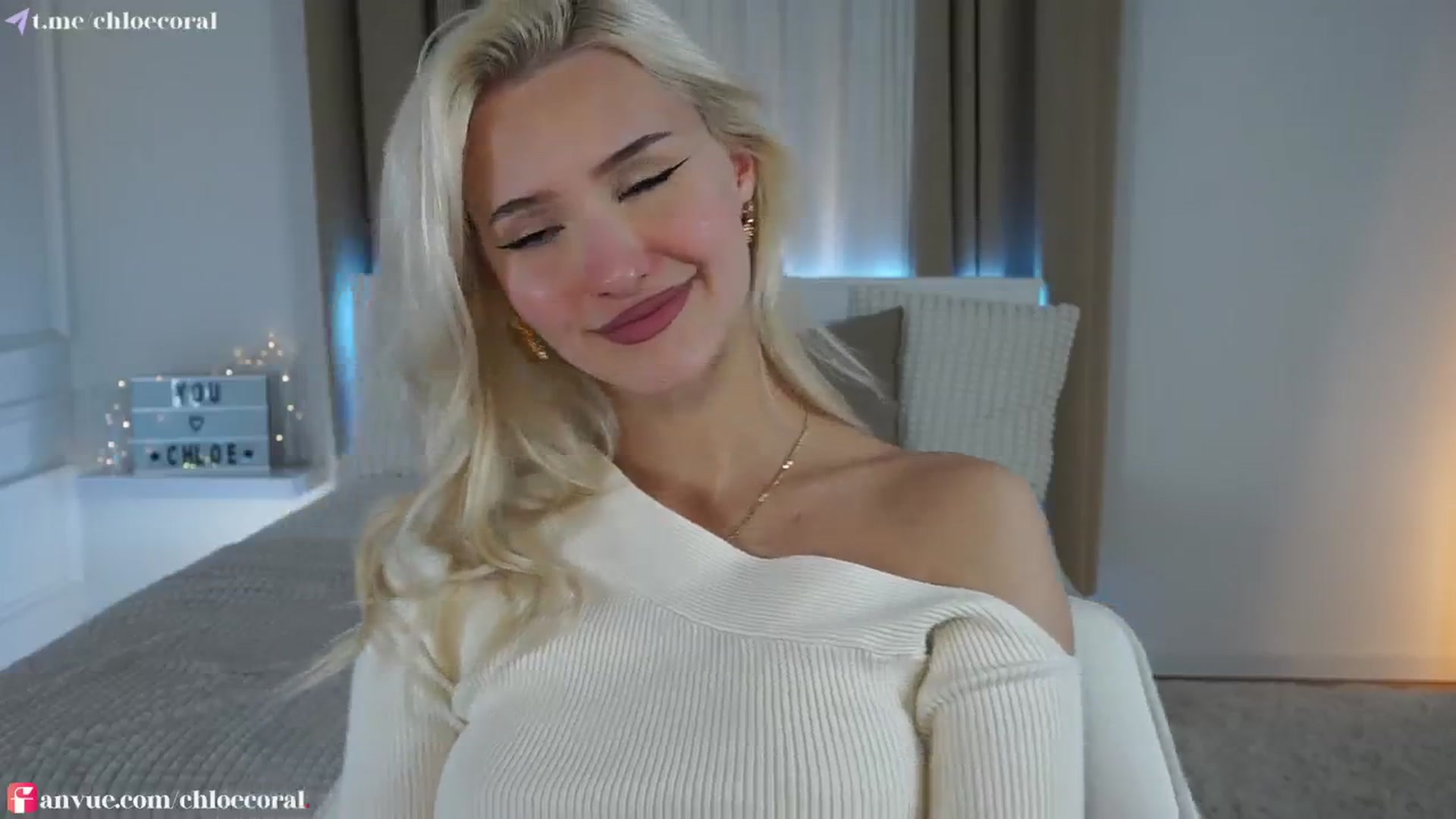 Gallery image thumbnail from ChloeCoral's myfreecams stream on, 02/01/2025, 21:26 image 9 of 20