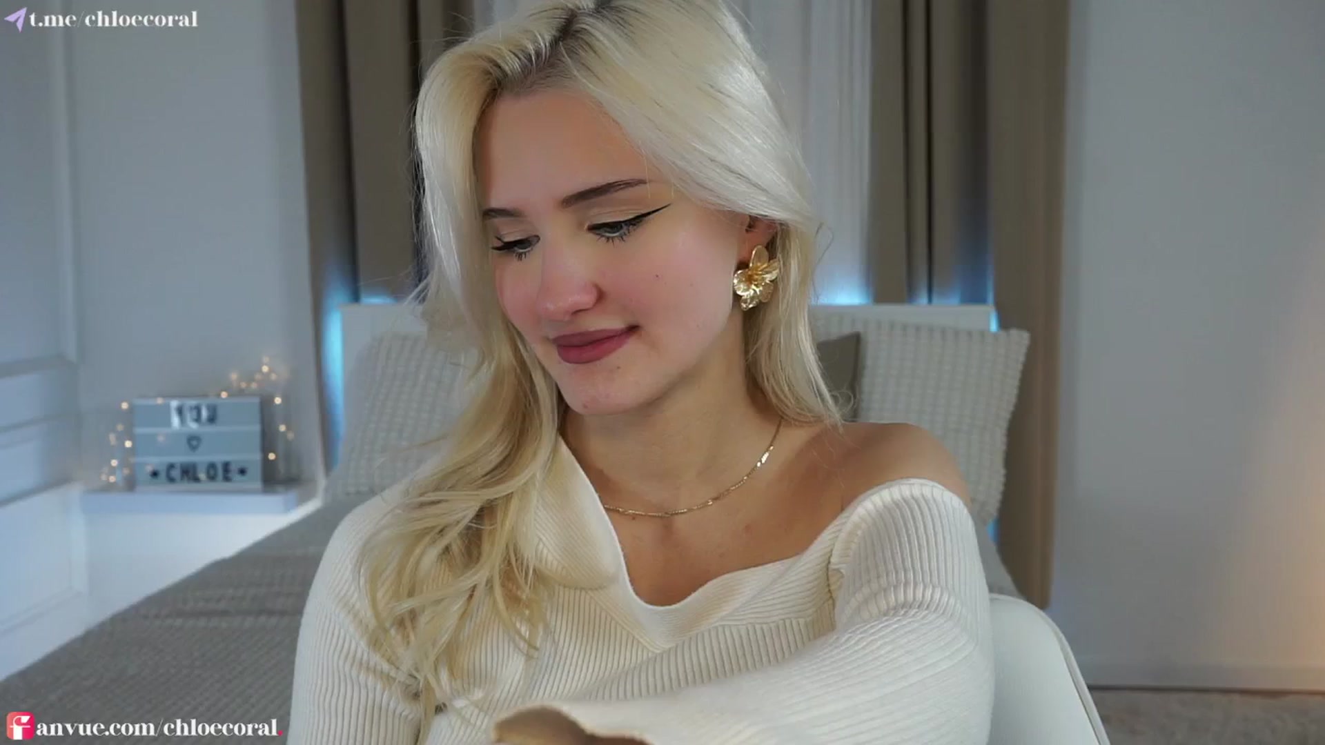 Gallery image thumbnail from ChloeCoral's myfreecams stream on, 02/02/2025, 24:30 image 14 of 20