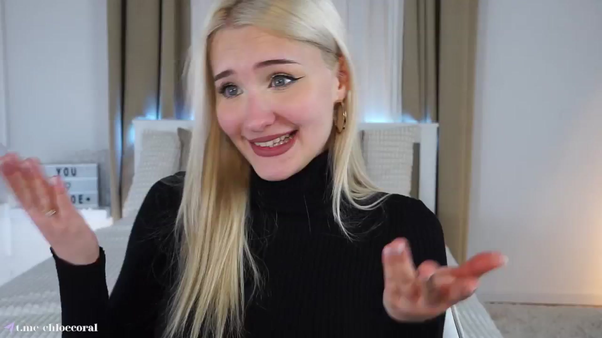 Gallery image thumbnail from ChloeCoral's myfreecams stream on, 02/17/2025, 22:45 image 14 of 20