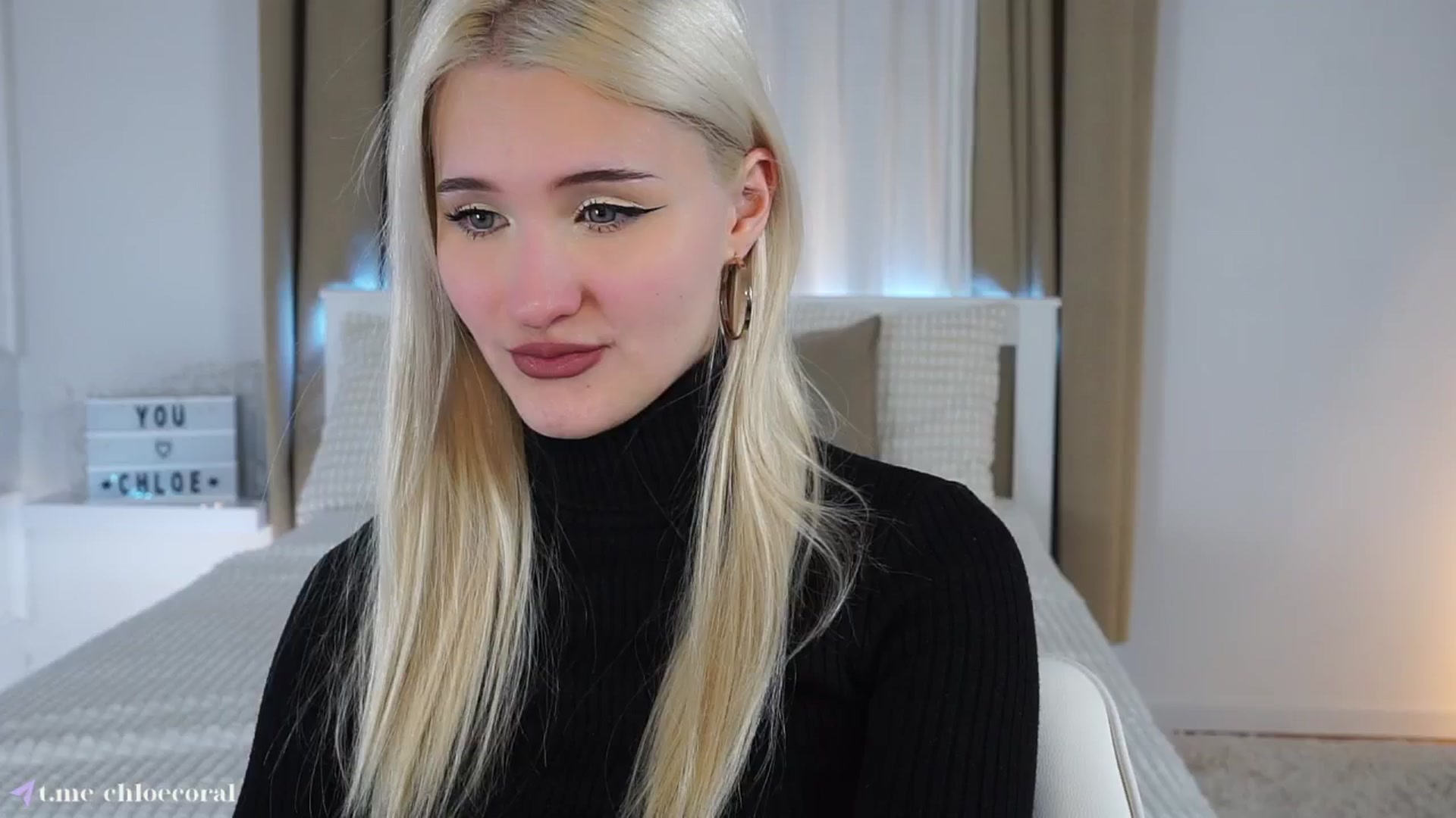 Gallery image thumbnail from ChloeCoral's myfreecams stream on, 02/17/2025, 22:45 image 12 of 20